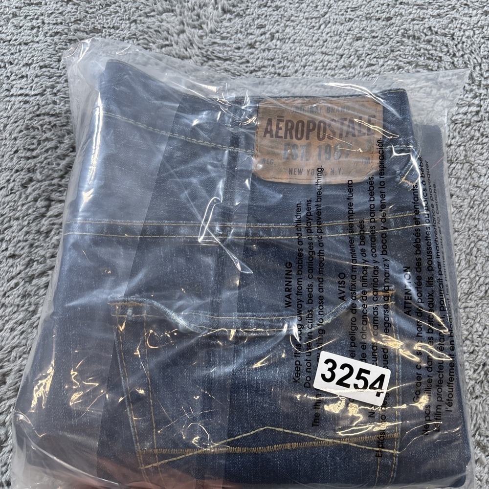 Aeropostale Driggs Slim Bootcut Jeans Mens Sz 31x32 Distressed Blue Denim Cotton - Picture 14 of 14